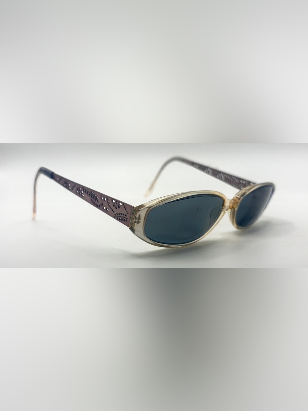 Marchon Tres Jolie 84 Purple Translucent Oval Sunglasses Frames Only